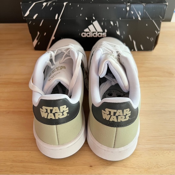 Adidas Star Wars Grand Court Baby Yoda Grogu DS Mandalorian Shoes Mens Size 10.5 - Picture 2 of 12